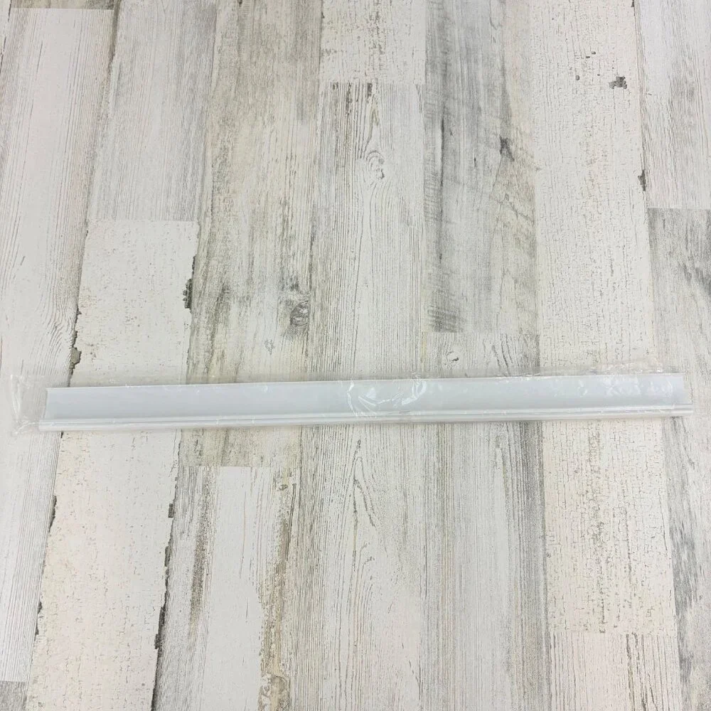 Rubbermaid Homefree Series Shelf 22 In Rail Cover 3J57